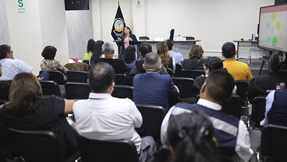 CAPACITACIÓN SERVICIO DE ATENCIÓN AL USUARIO