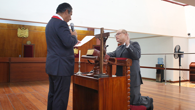 Doctor Pedro Hernández Chávez juramentó como nuevo magistrado del Tribunal Constitucional