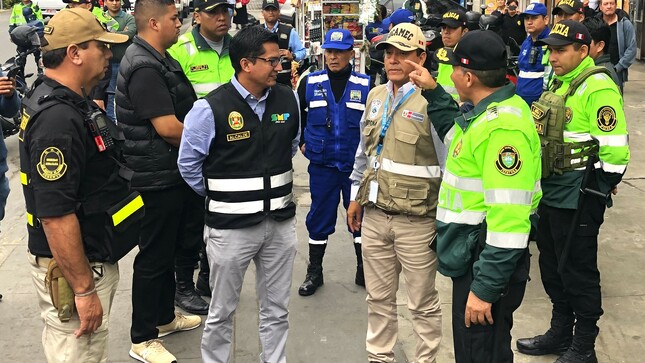 Alcalde y jefe de la Divpol Norte 3.