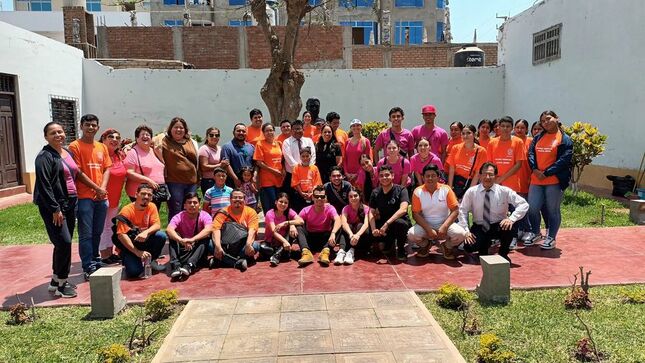 MARIACHIS Y BALLET FOLKLÓRICO DE TOMATLÁN JALISCO MÉXICO EXPLORAN EL MUSEO DE SITIO "BALCÓN DE HUAURA" Y QUEDAN MARAVILLADOS
