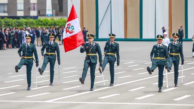 La Policía Nacional conmemoró un año más de su creación y lo hizo en Chorrillos 