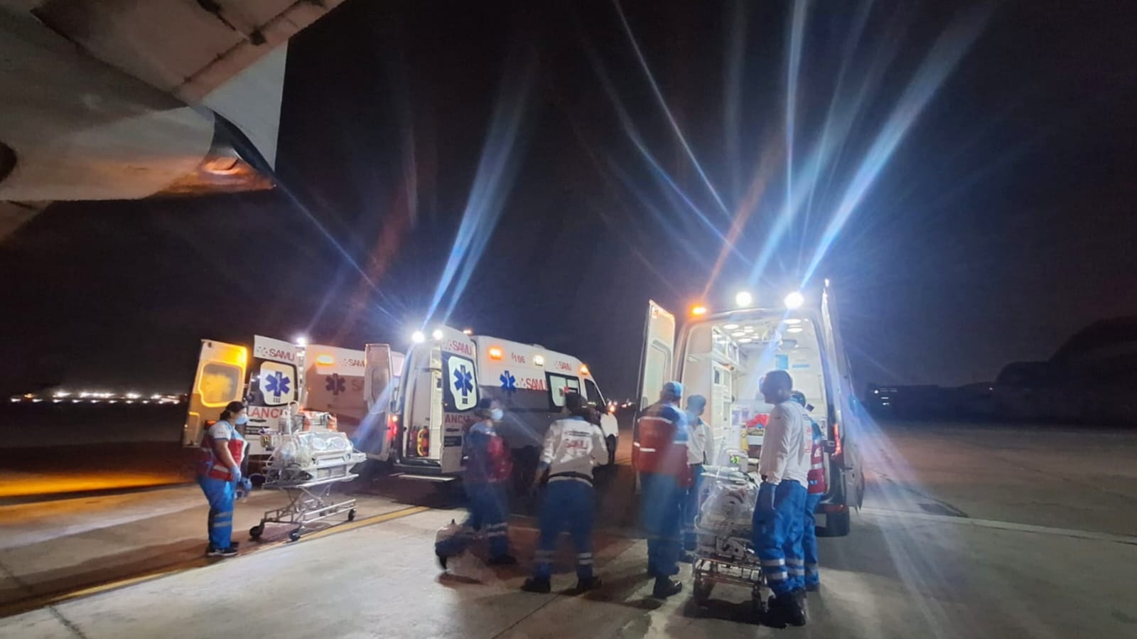 Minsa traslada a cuatro neonatos de Tumbes para recibir atención médica especializada en Lima