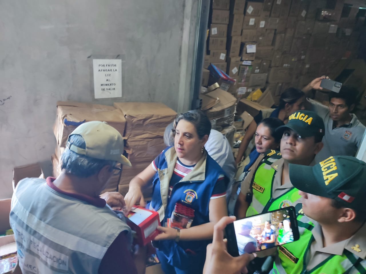 MPCH encuentra 270 Kg. de pirotécnicos y medicina sin registro sanitario