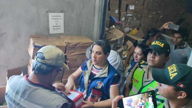 MPCH encuentra 270 Kg. de pirotécnicos y medicina sin registro sanitario