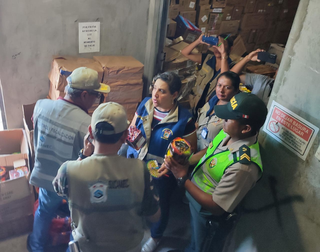 MPCH encuentra 270 Kg. de pirotécnicos y medicina sin registro sanitario