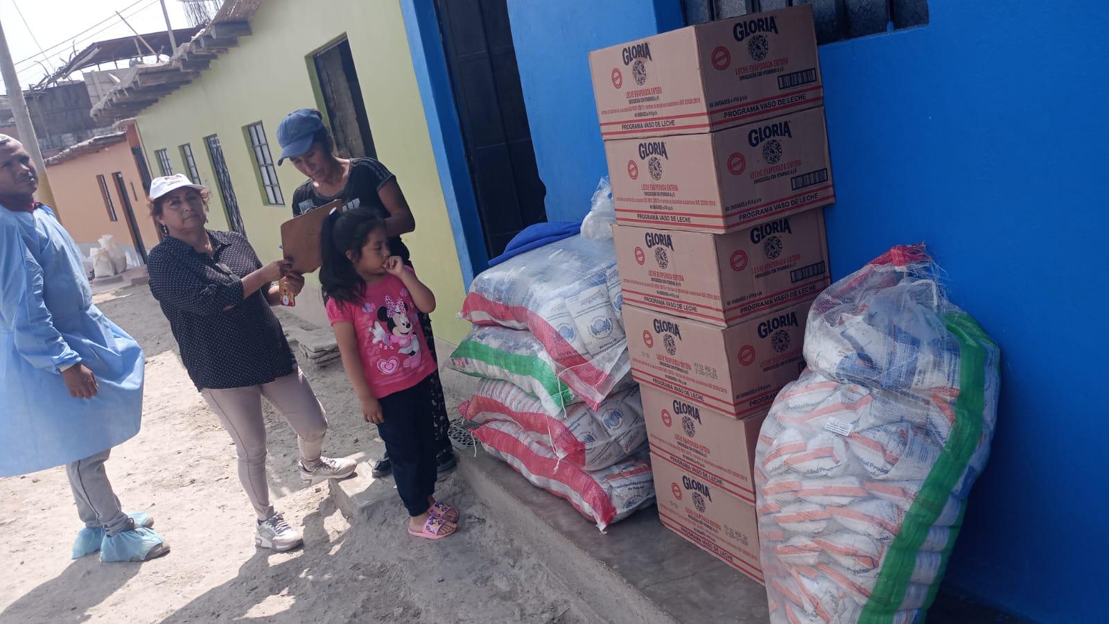 MPH viene entregando las raciones de leche y hojuelas a los diversos comités del vaso de leche