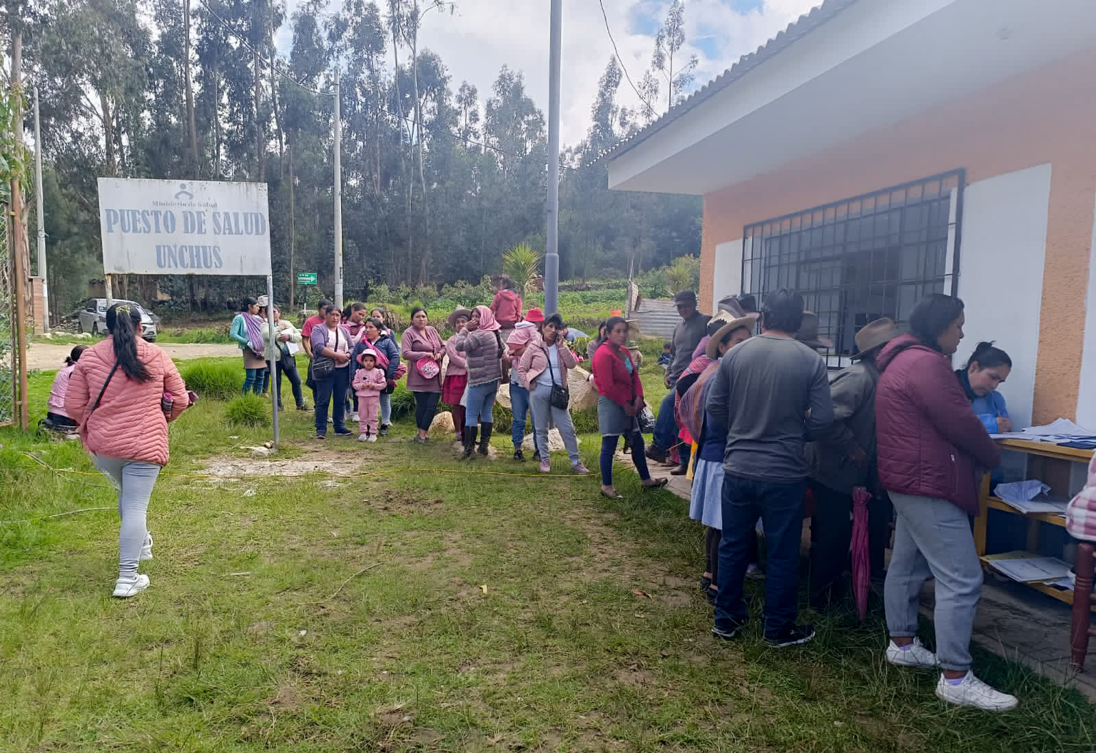 Cientos de pobladores de Hunchus se beneficiaron de campaña integral en salud por fiestas navideñas
