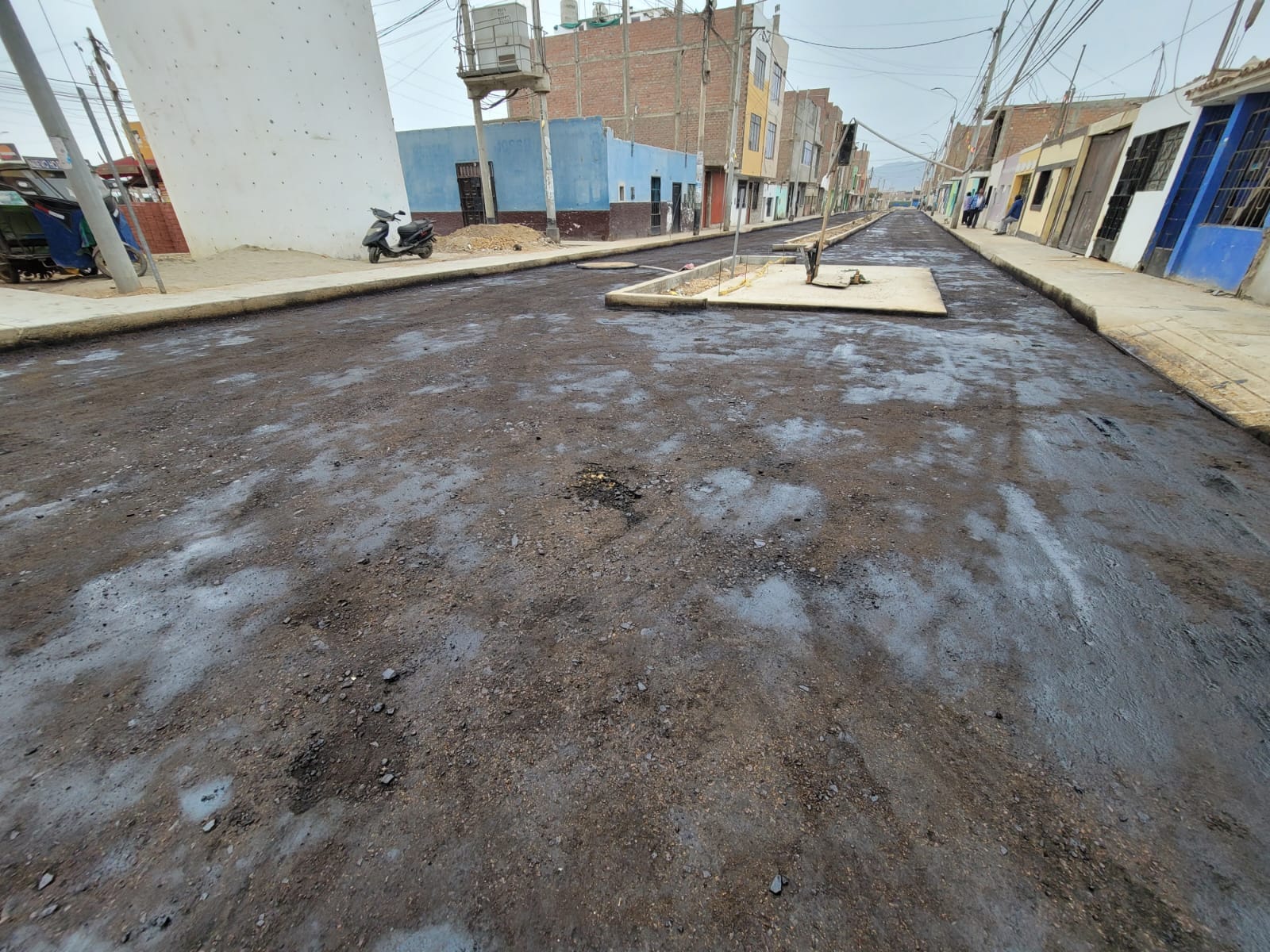 Obra de pistas y veredas del C.P. Esquivel se encuentran en fase final