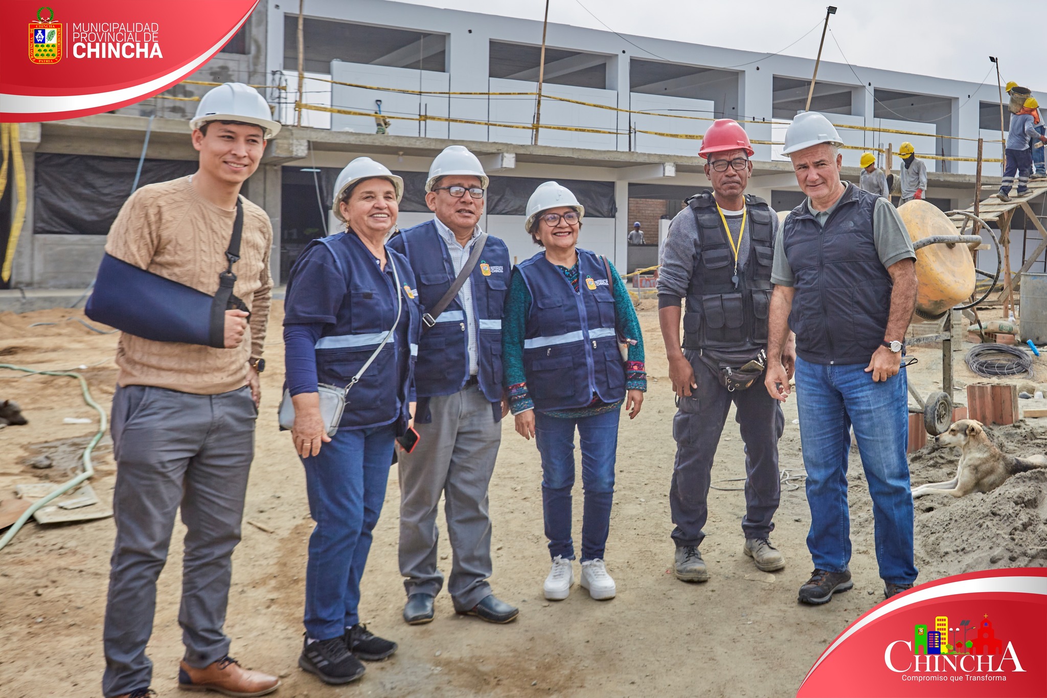 #obras II El alcalde provincial y regidores, realizaron la inspección a esta importante obra que se viene ejecutando en la parte alta que beneficia a los niños del sector de 15 de Agosto, donde podrán contar en las próximas semanas con una moderna infraestructura modernas aulas antisísmicas y debidamente implementadas, dejando atrás las aulas prefabricadas.
Esta obra que se ejecuta con el plan integral de reconstrucción con cambio (RCC), donde consta de la edificación de tres aulas, un aula de innovación tecnológica, una biblioteca, cocina, almacén, servicios higiénicos, escalera de acceso de concreto armado, instalación eléctrica además contaran con la implementación de accesorios como las carpetas, sillas para los alumnos y docentes, además obtendrán 5 computadoras, 32 laptop, 2 proyectores, una impresora multifuncional, una cocina de 6 hornillas industrial, una refrigeradora y un microondas.
Este es el compromiso de la gestión municipal de brindar obras de calidad, para el progreso y desarrollo de la provincia porque son inversiones públicas del estado y que tiene que estar al servicio de la población.
#MunicipalidadProvincialDeChincha
#CompromisoQueTransforma