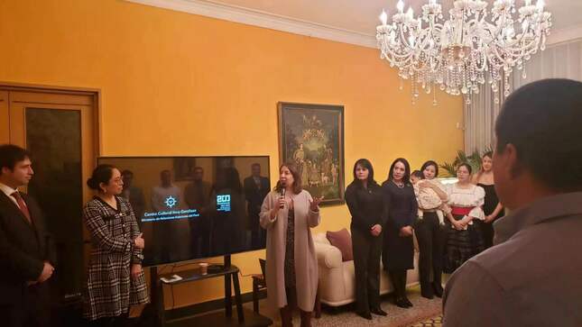 Embajada del Perú en China realizó encuentro de confraternidad con comunidad nacional