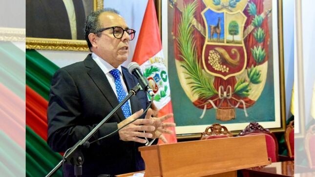 Cancillería Tacna capacita a autoridades municipales en ceremonial de Estado, protocolo y etiqueta