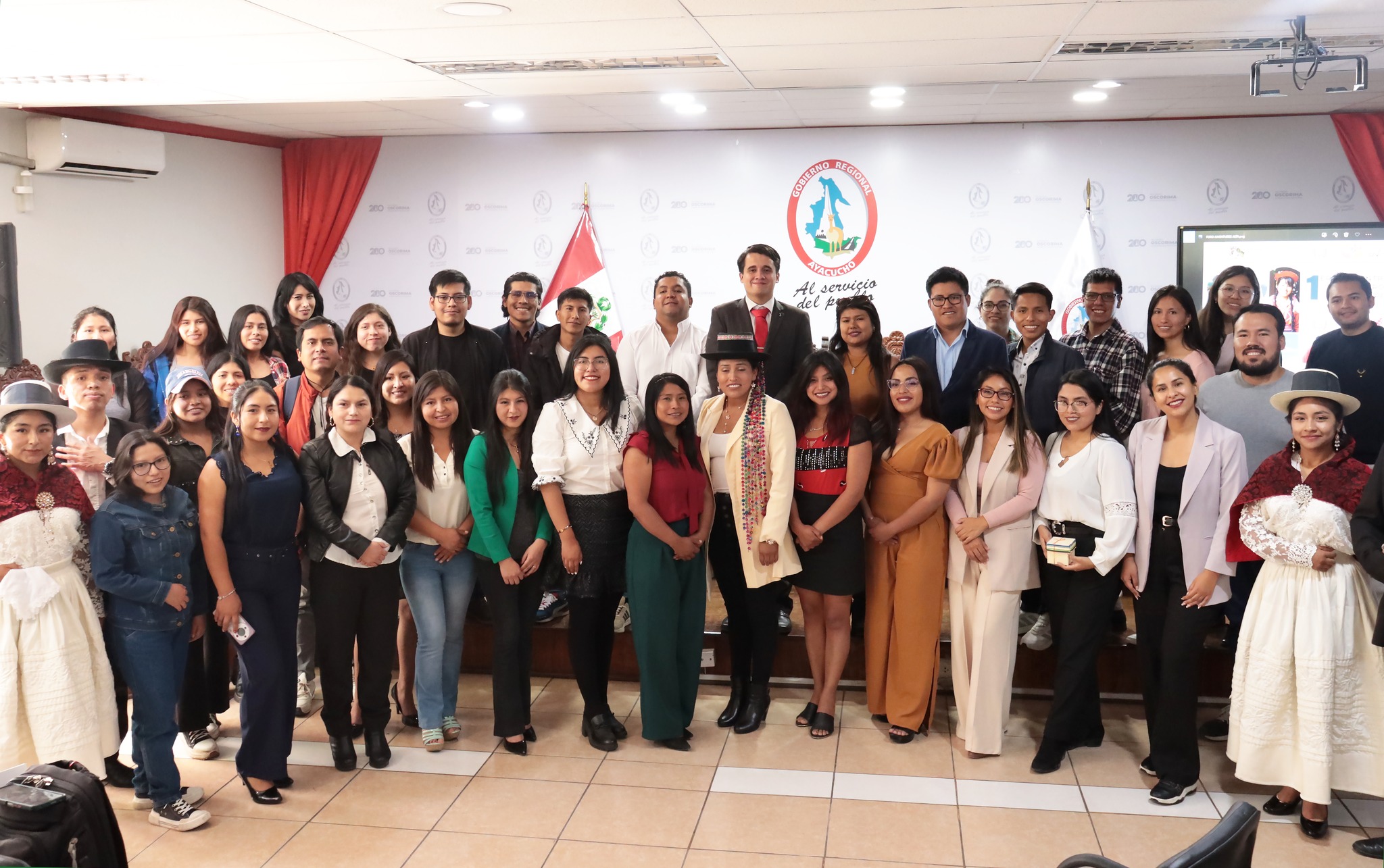 FOTOGRAFIA DEL 1ER ENCUENTRO DE CONSEJEROS REGIONALES JÓVENES Y CONSEJOS DE LA JUVENTUD