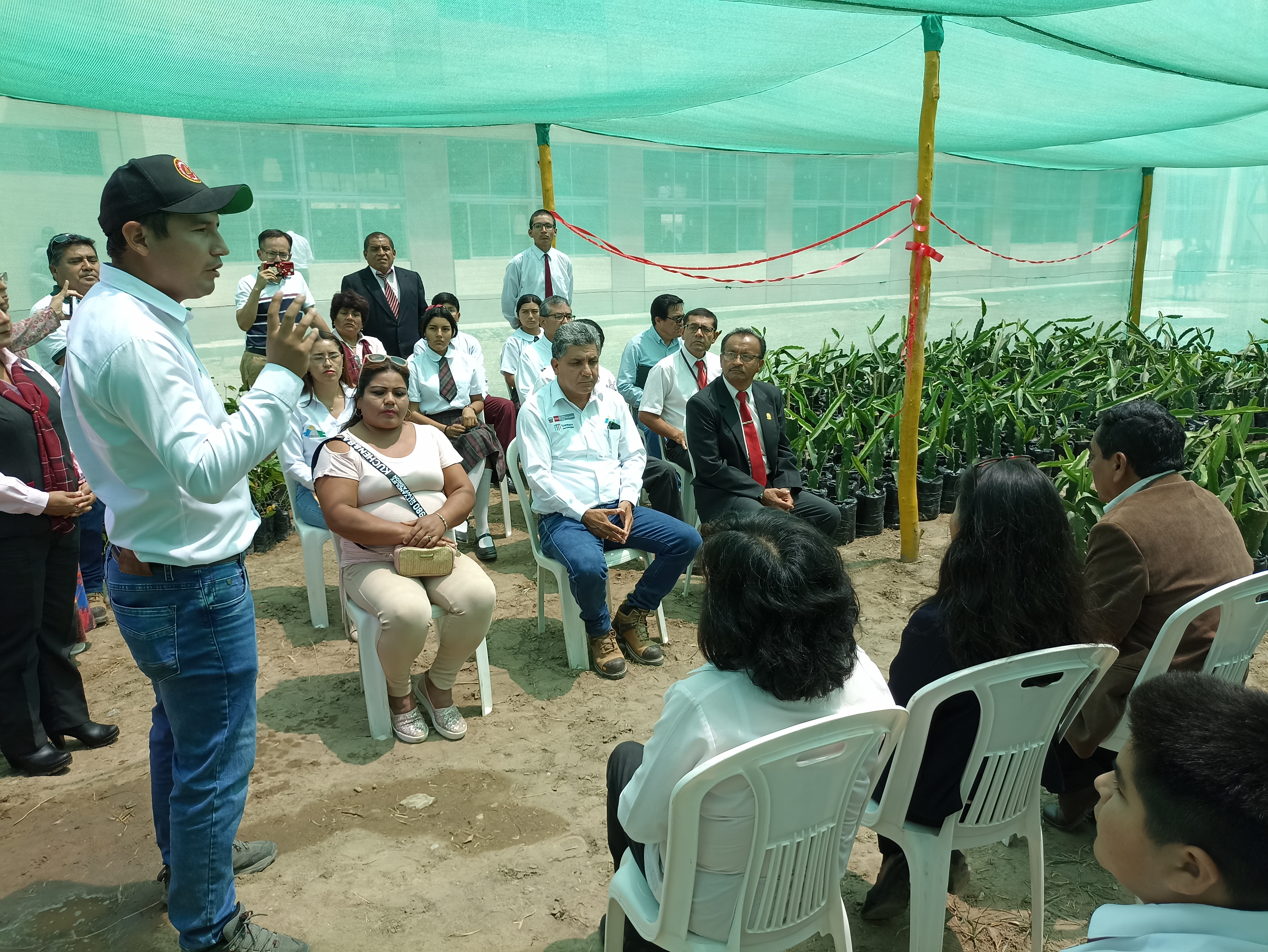 PEJEZA firma convenio con l.E. Emblemática José Andrés Razuri de San Pedro de Lloc