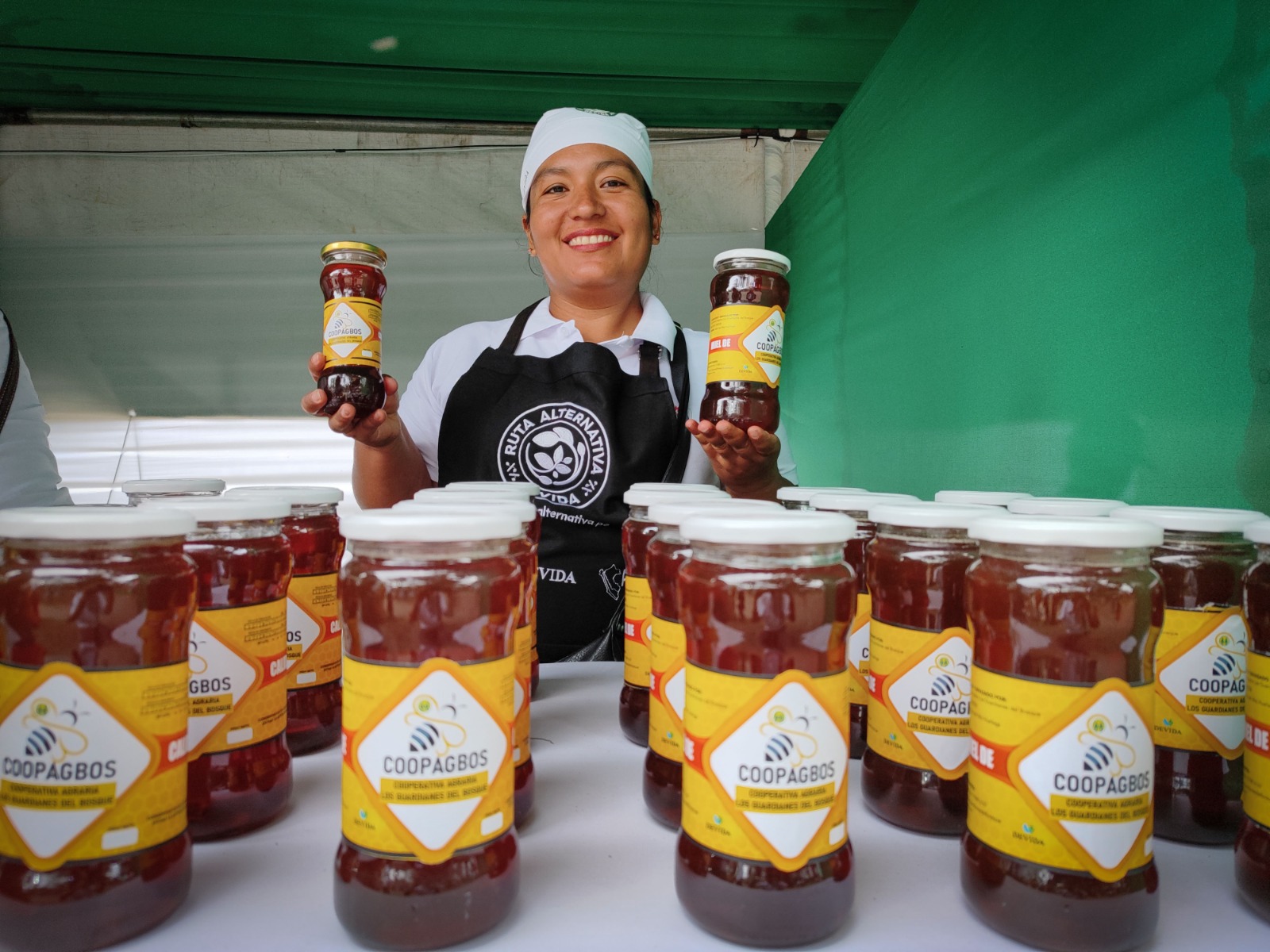 Miel multifloral, chocolate con sal y panetón con nibs de cacao cautivaron al público de Expovida Huánuco