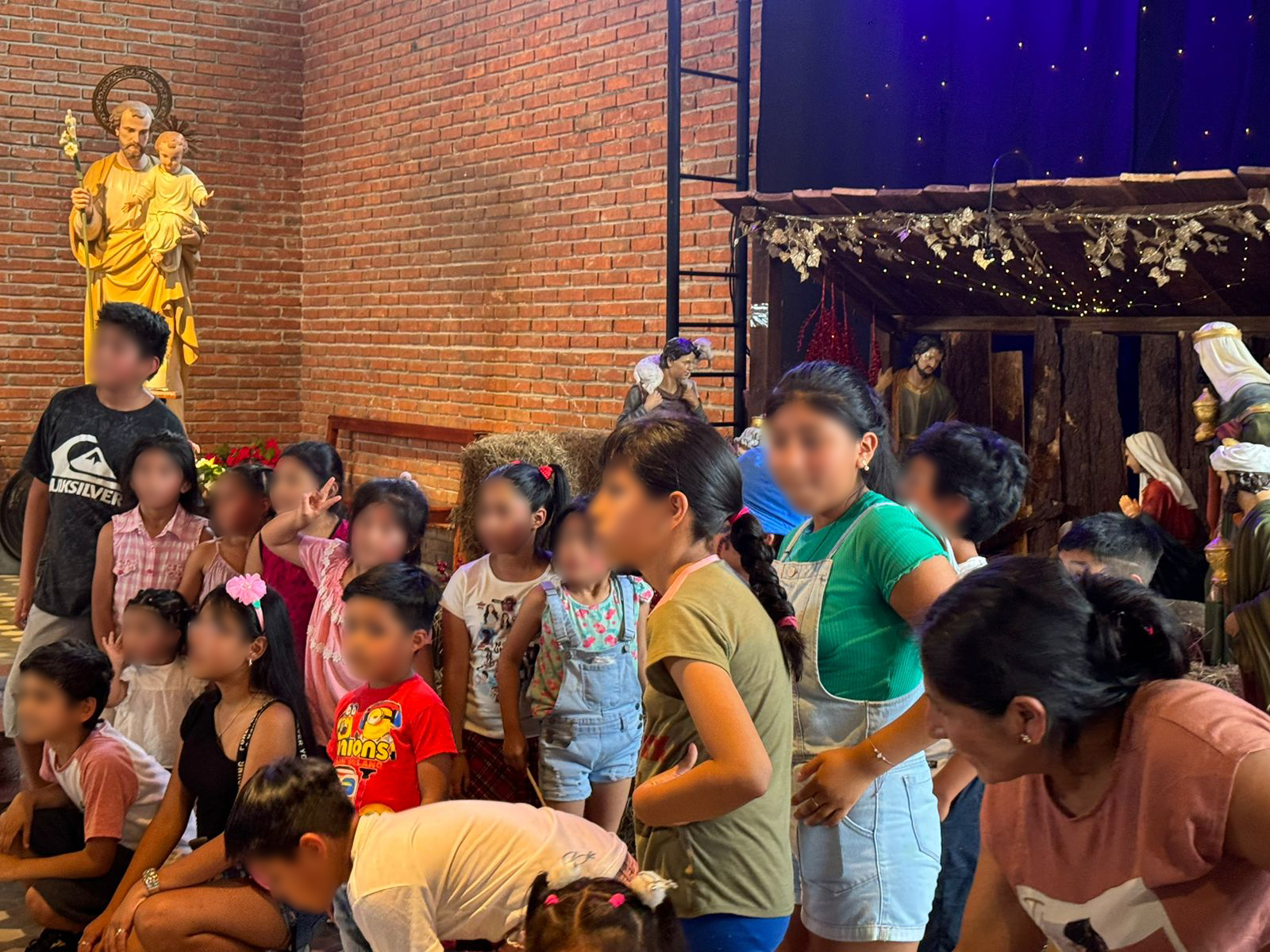 Celebración de la "Navidad del niño peruano-uruguayo" en Montevideo