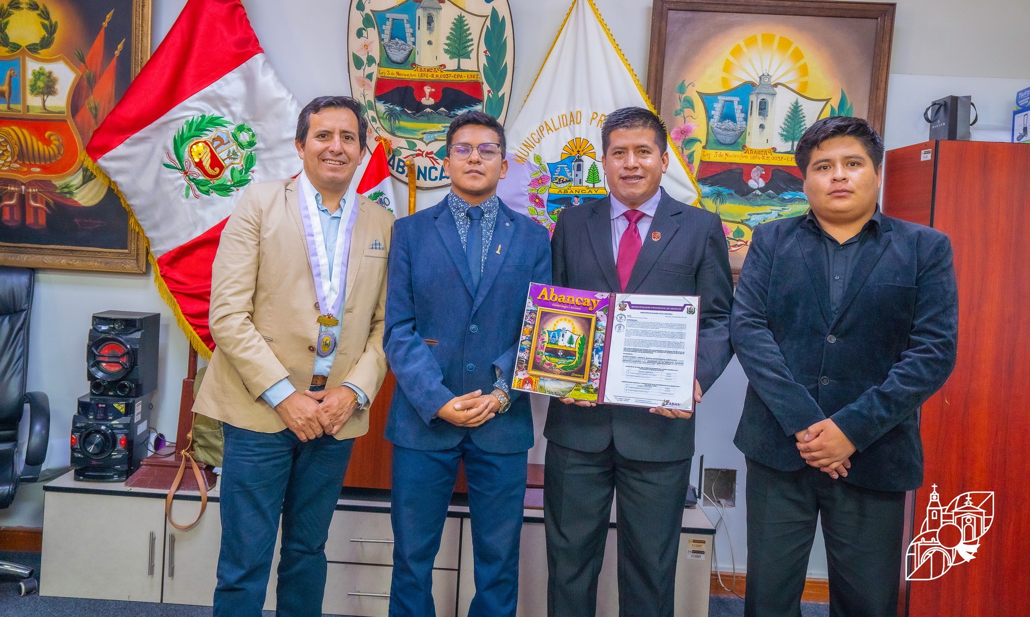 ¡Felicitaciones A Colegio Sedes Sapientiae Y Sus Destacados Estudiantes!