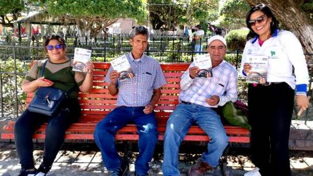 Conductores y peatones huancabambinos fueron concientizados en conducir responsablemente
