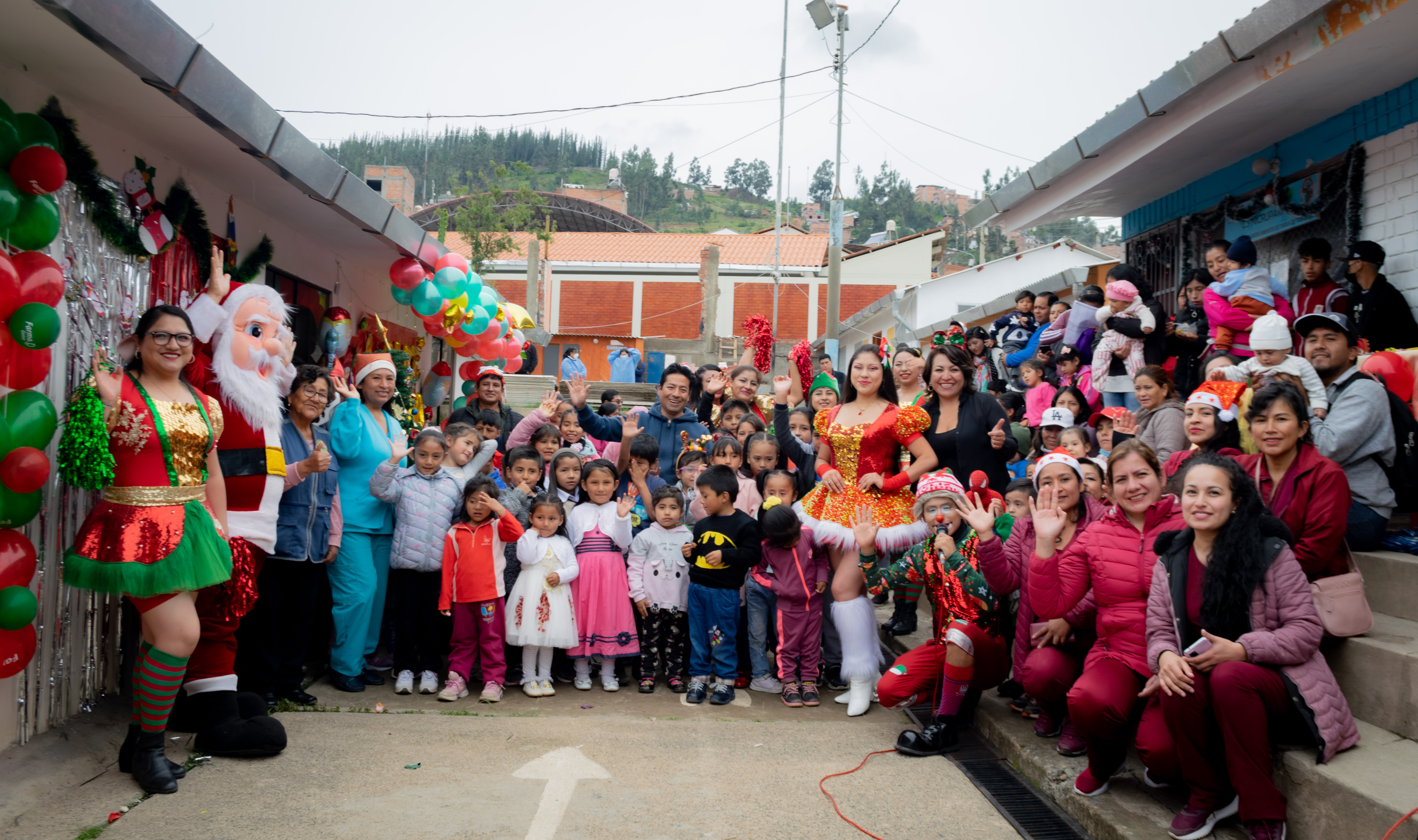Se realizó campaña navideña en favor de los niños y las niñas de la Microred de Nicrupampa