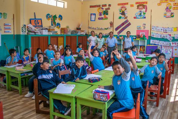 El servicio de odontología del HSMSI visitaron los Centros Educativos Judith Aybar de Granados y Ezequiel Sánchez Guerrero