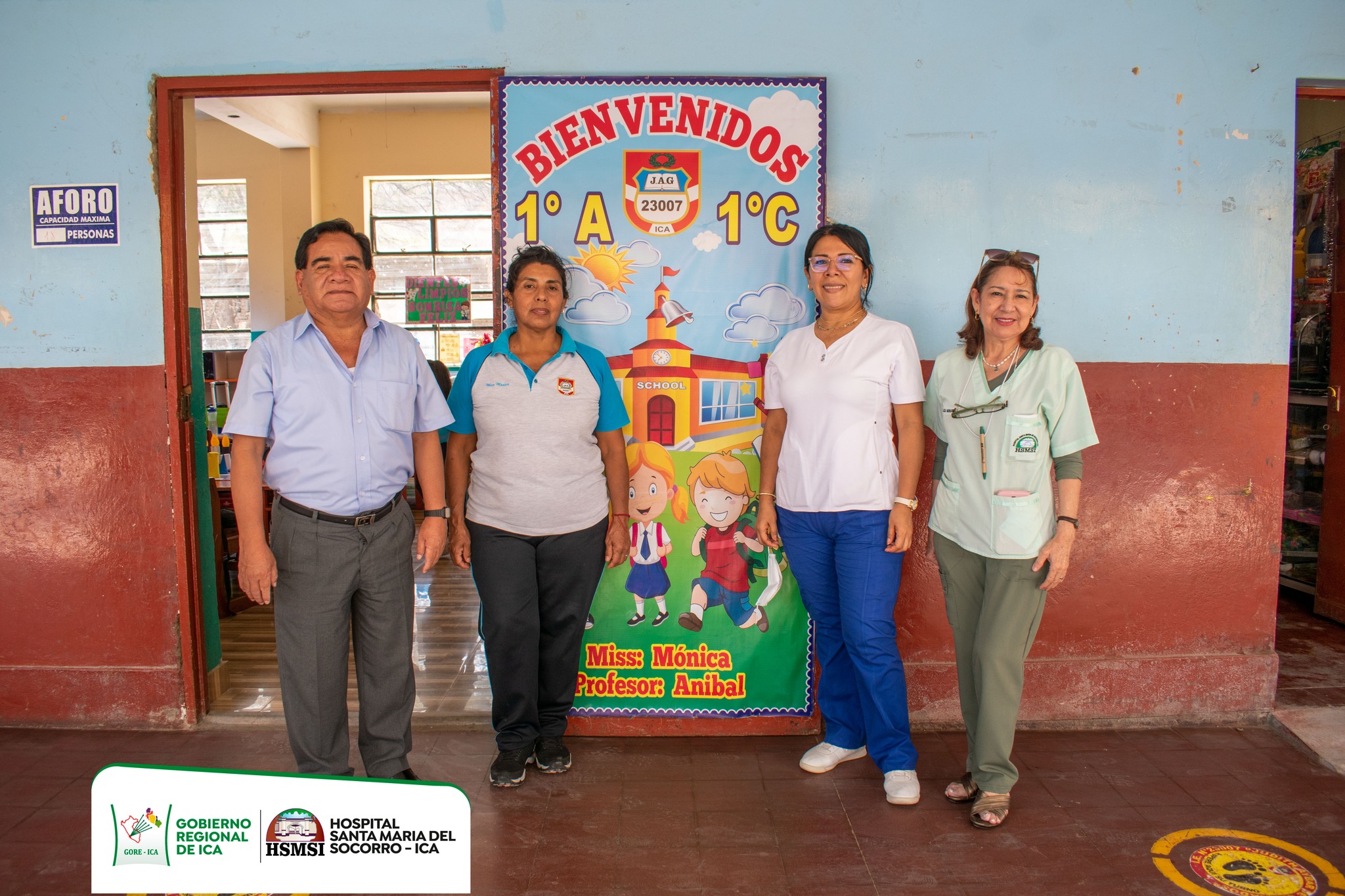 El servicio de odontología del HSMSI visitaron los Centros Educativos Judith Aybar de Granados y Ezequiel Sánchez Guerrero