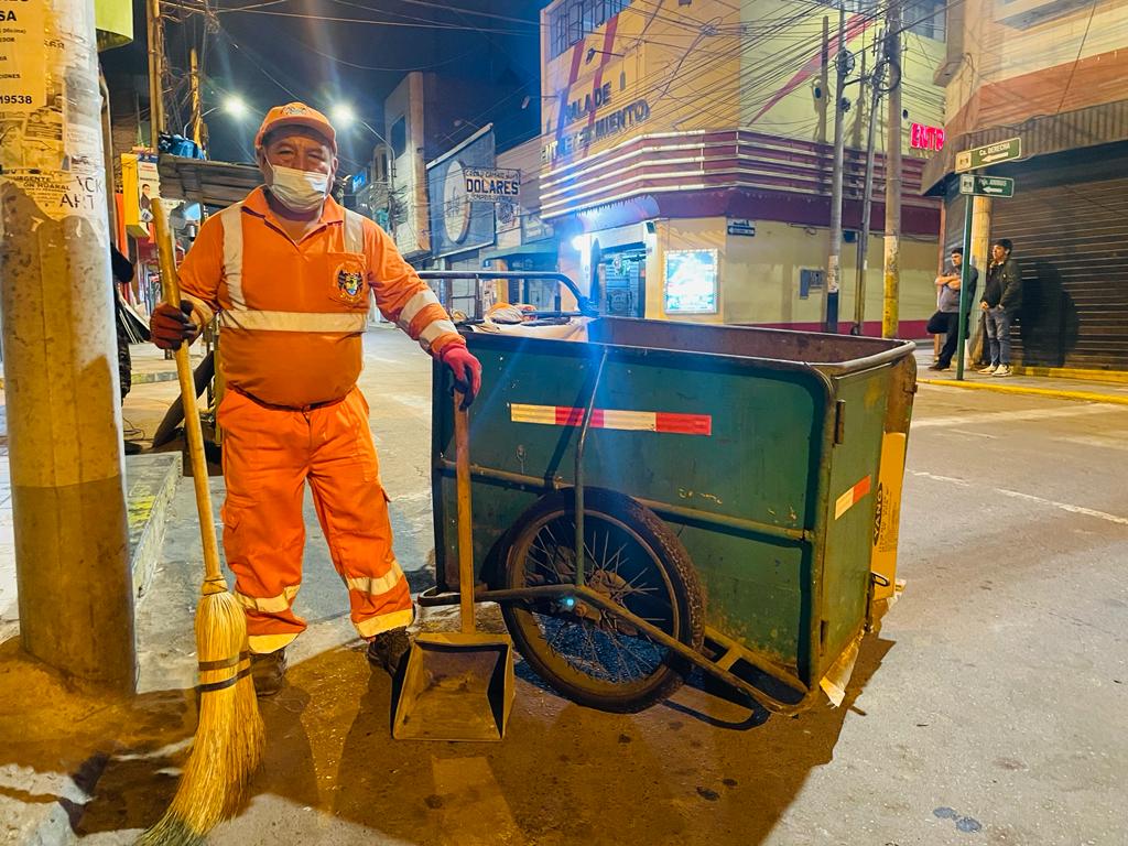 Valoremos el trabajo que desempeΓ±a el personal municipal para mantener limpia la ciudad