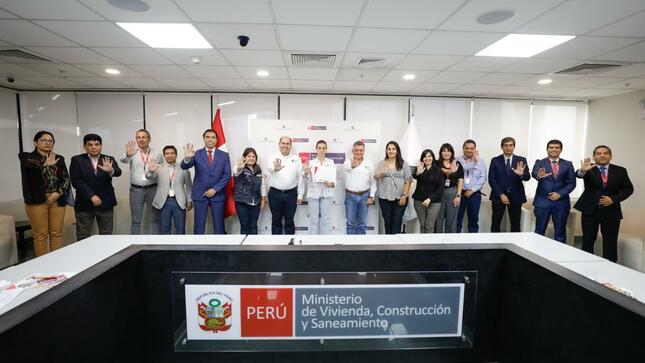 MVCS es reconocido por avances en lucha contra la corrupción y fortalecimiento de la integridad