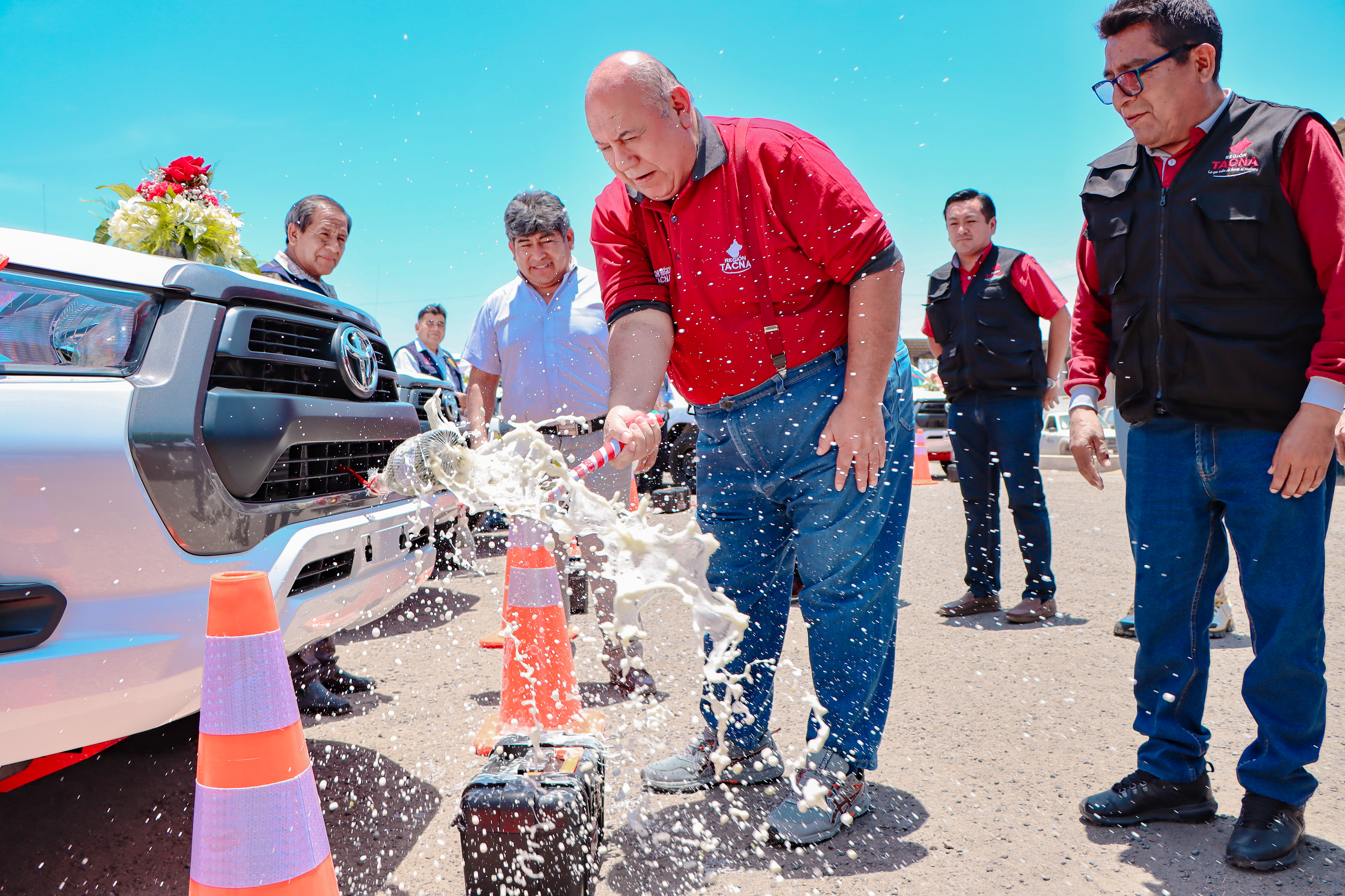 Gobierno Regional de Tacna optimiza los servicios de las agencias agrarias con 6 nuevas unidades vehiculares 