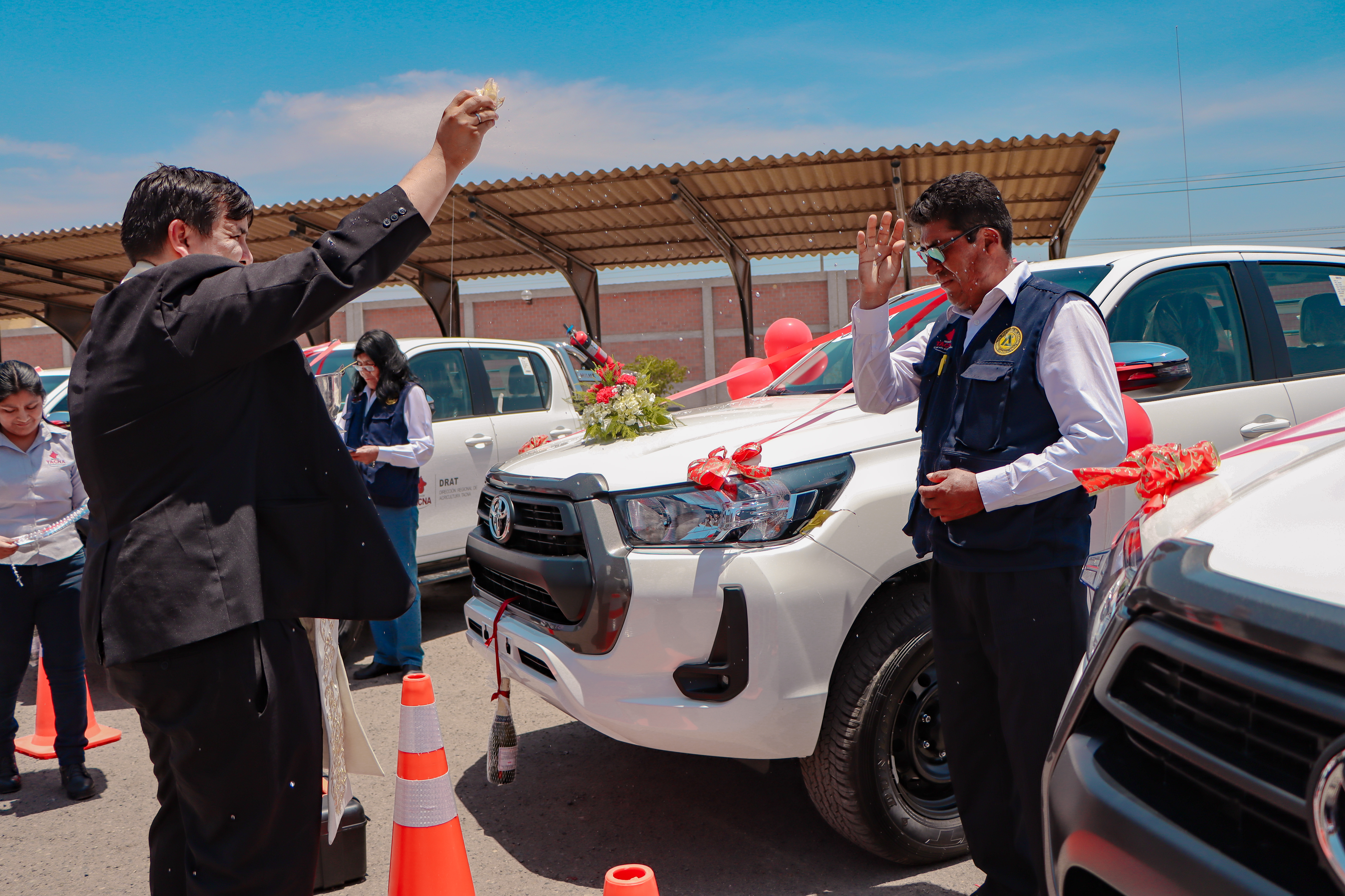 Gobierno Regional de Tacna optimiza los servicios de las agencias agrarias con 6 nuevas unidades vehiculares 