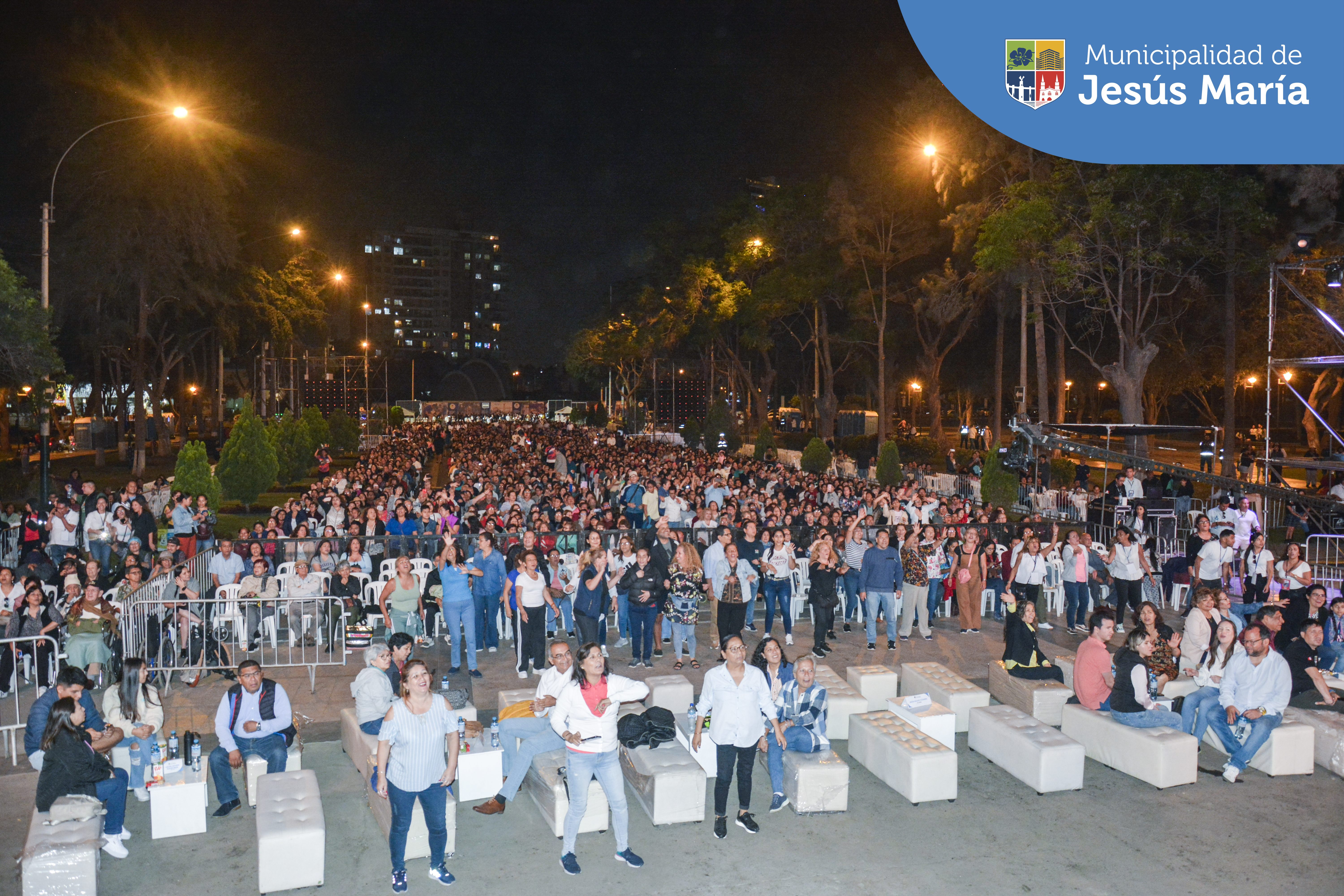 🥂 Así se vivió la celebración por nuestros 60 años de creación política en la Explanada del emblemático Campo de Marte. 🎈 Por primera vez en el distrito se realizó el sorteo de 🚗 4 autos 0 km. y variados electrodomésticos. 🎁 
Conoce a todos los afortunados ganadores en el siguiente link 👉🏻 https://bit.ly/3Tv2rNk

