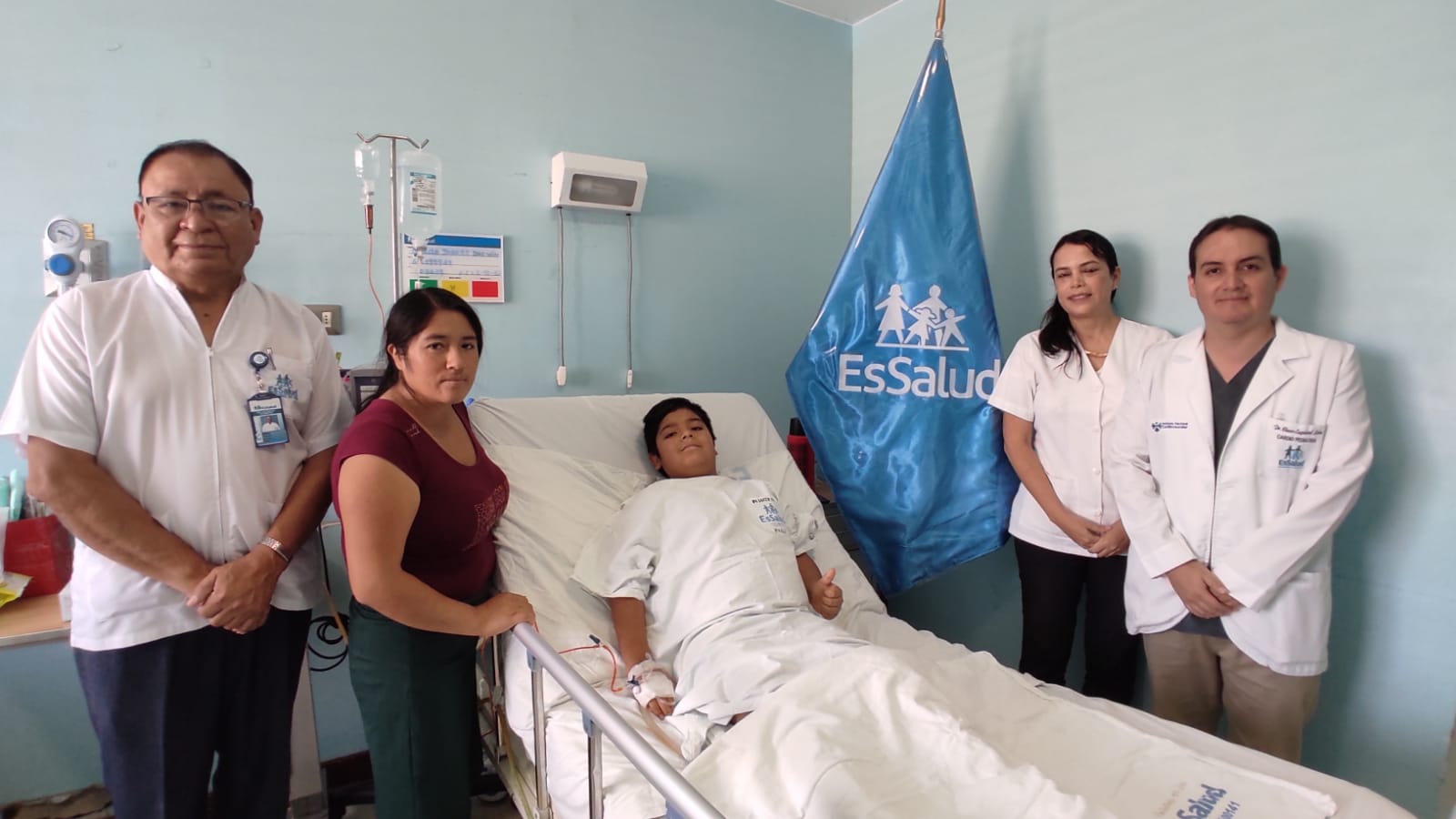Especialistas de EsSalud La Libertad salvan la vida a tres niños con exitosa cirugía en pulmón y corazón