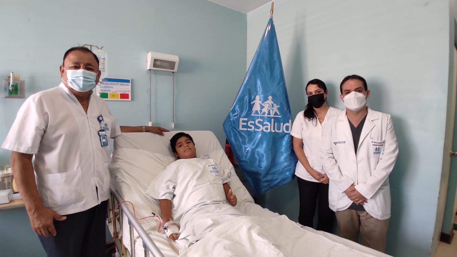 Especialistas de EsSalud La Libertad salvan la vida a tres niños con exitosa cirugía en pulmón y corazón