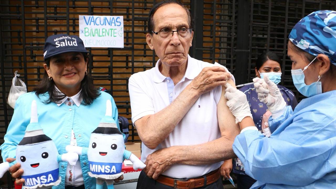 Minsa acerca la vacuna contra la covid-19 y otras enfermedades a fonavistas