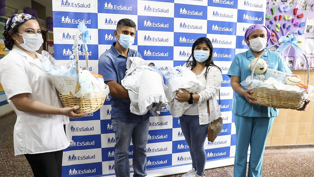 Servicio de neonatología del hospital Sabogal celebra su 37 aniversario atendiendo 180 partos al mes