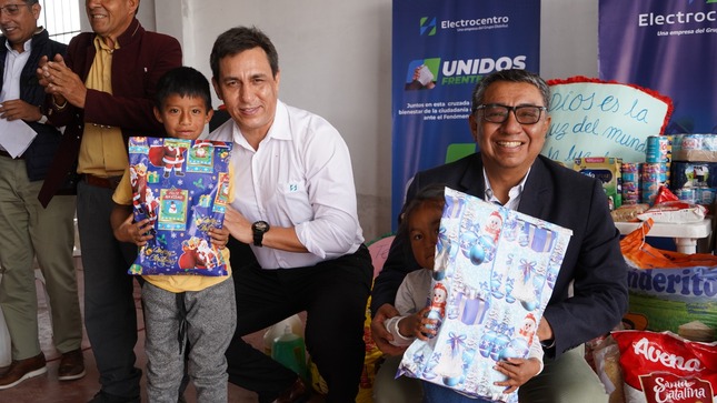 Voluntariado de Electrocentro celebra la Navidad en el albergue Santo Monte de Jehová