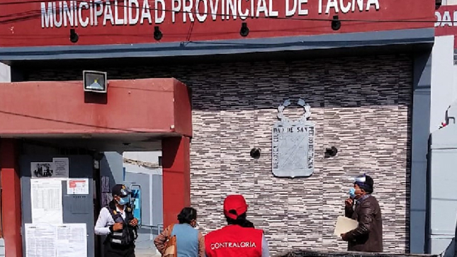 La Contraloría General reveló que la Municipalidad Provincial de Tacna (MPT) perdió S/ 217 mil 600 soles en los años 2019, 2020 y 2021 por no realizar la inscripción de 89 papeletas por infracciones muy graves de tránsito que ameritaban no sólo sanciones económicas, también la retención, suspensión y/o cancelación de licencias de conducir de acuerdo a la ley y el reglamento nacional de tránsito. 