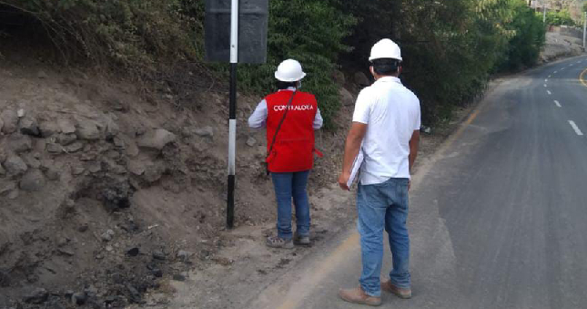 La Contraloría General reveló que la Municipalidad Provincial de Palpa consintió la liquidación del proyecto de mejoramiento de un camino vecinal que une los centros poblados de Agua Rica, Mollaque y Pichango, sin que se concrete el descuento de penalidades al contratista por no culminar la obra y deficiencias de construcción y se permita el pago por trabajos no ejecutados y otros no contemplados en el expediente técnico, lo que generó un perjuicio económico ascendente a S/ 394 144.