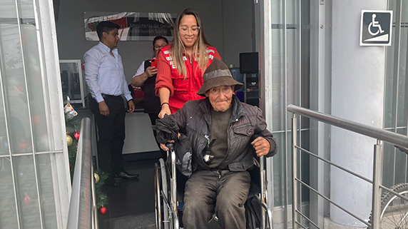 Programa Contigo realiza acompañamiento a adulto mayor 