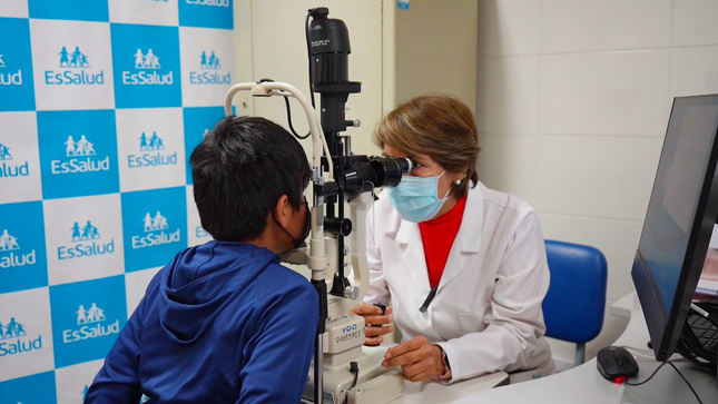 ¡Cuidado! Essalud advierte que juguetes peligrosos pueden producir desprendimiento de retina en niños