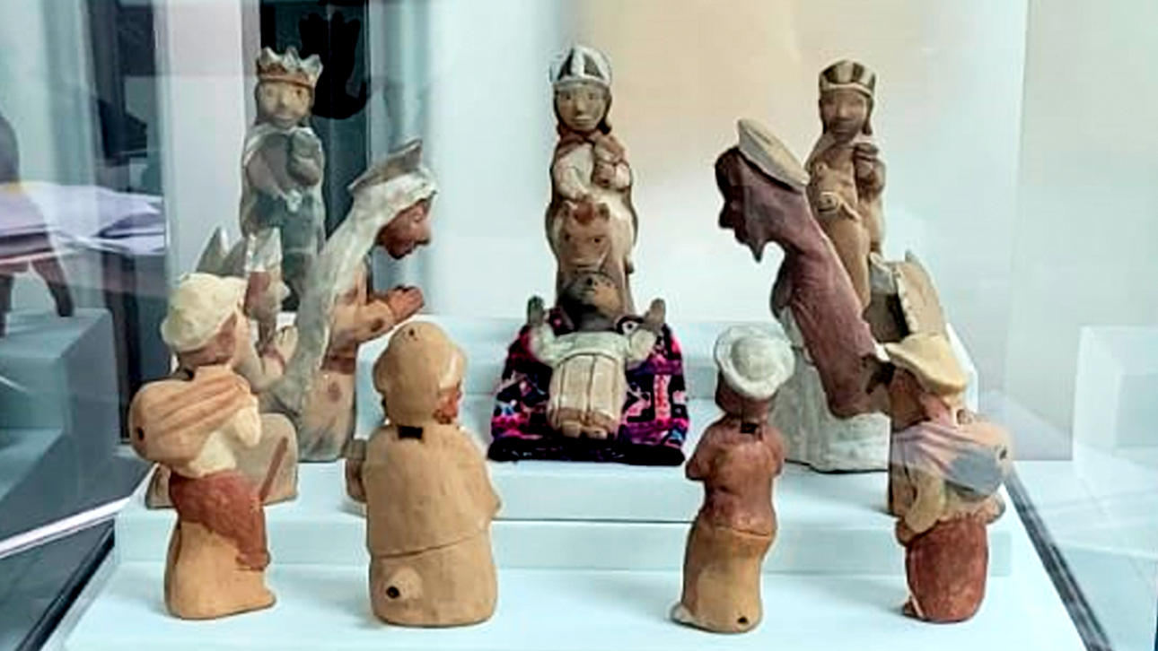 Nacimiento Ayacuchano de 12 piezas (Leoncio Tineo, siglo XX)