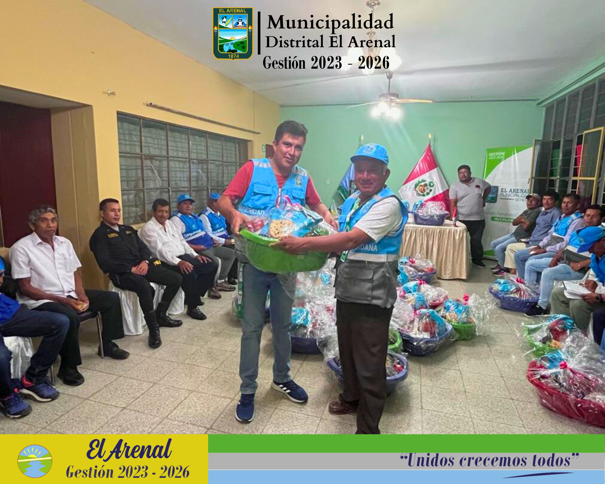 Fotografía de la entrega de canastas