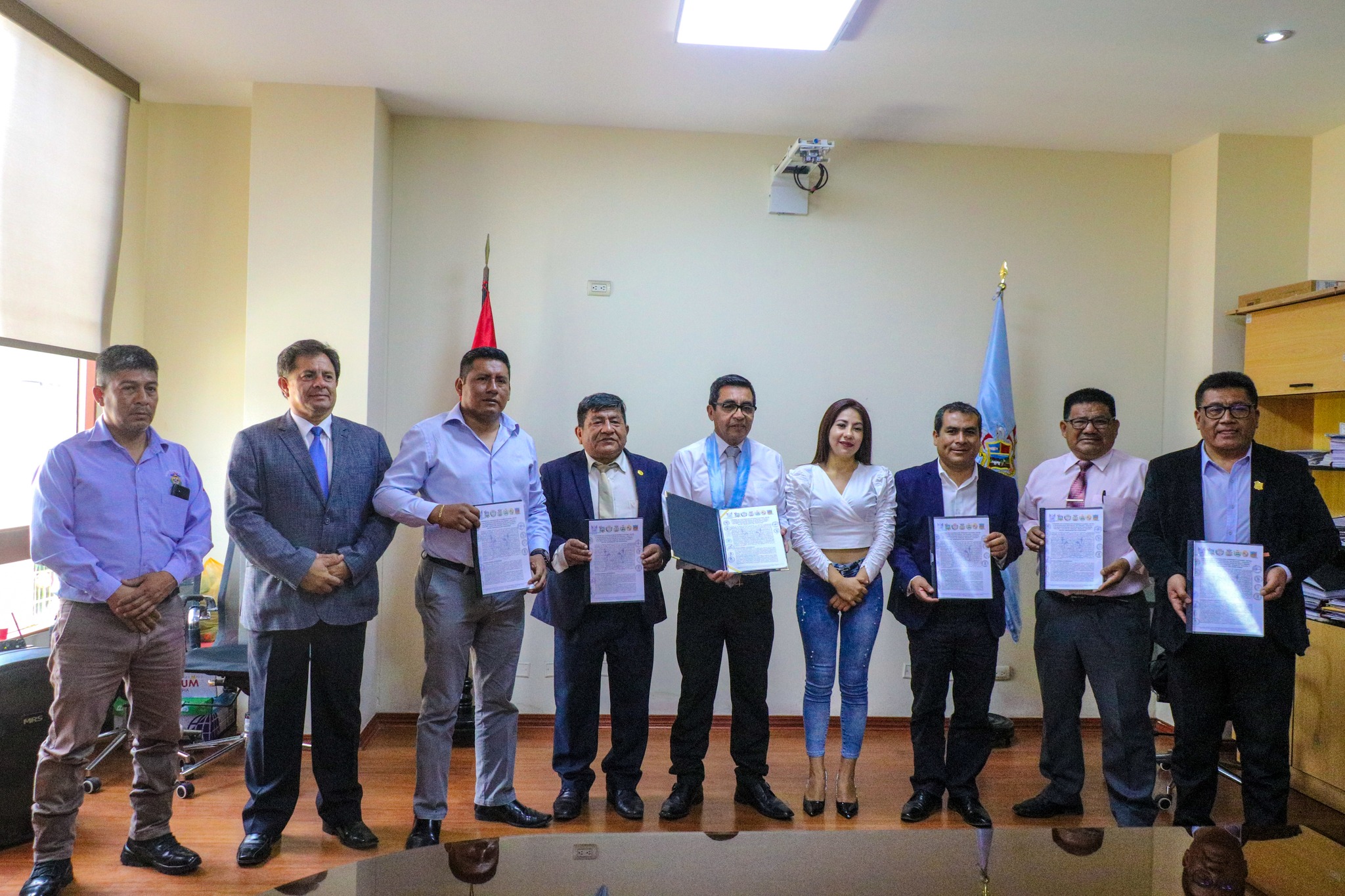 ALCALDE JUAN REAÑO COMPROMETIDO EN FORTALECER LA SEGURIDAD CIUDADANA EN HUAURA, FIRMA CONVENIO INTERINSTITUCIONAL ‘SERENAZGO SIN FRONTERAS’