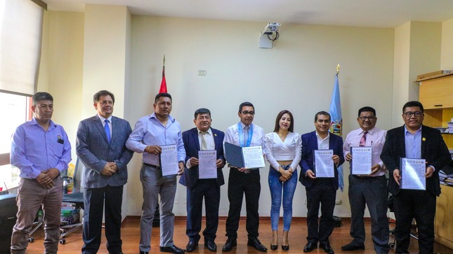 ALCALDE JUAN REAÑO COMPROMETIDO EN FORTALECER LA SEGURIDAD CIUDADANA EN HUAURA, FIRMA CONVENIO INTERINSTITUCIONAL ‘SERENAZGO SIN FRONTERAS’ 