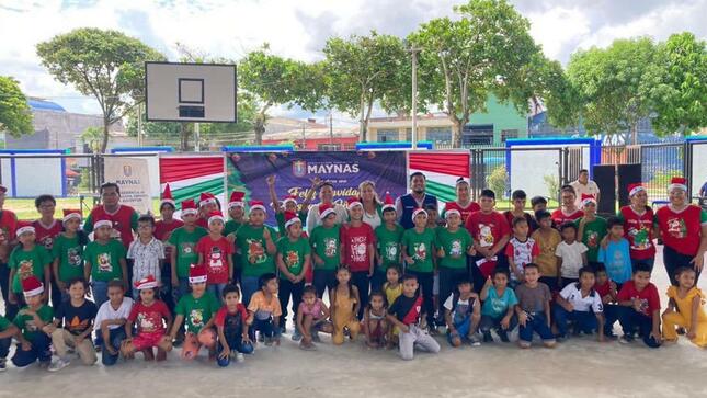 Maynas lleva la navidad a los niños de los Programas Sociales