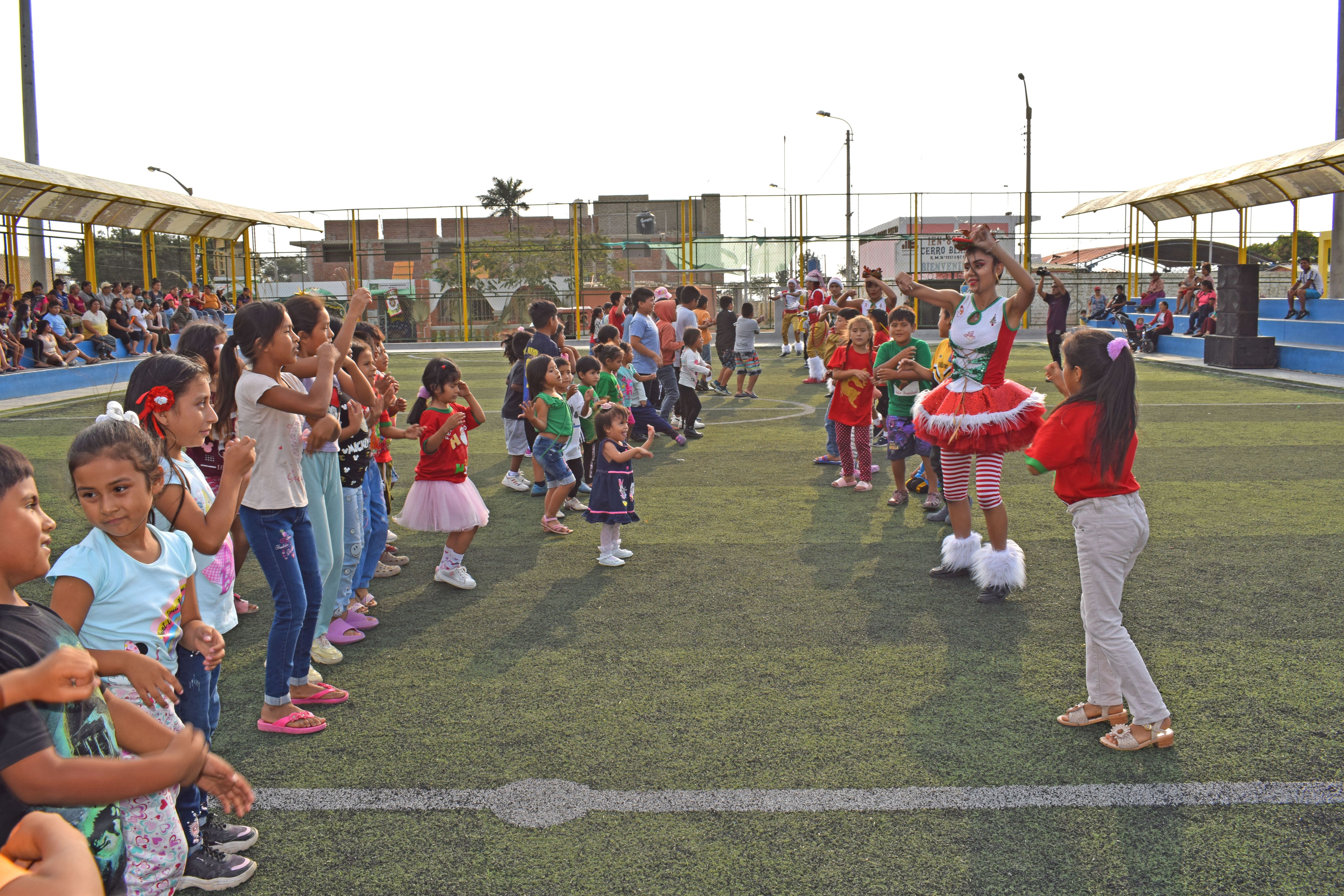 Show Navideño en Cerro Blanco