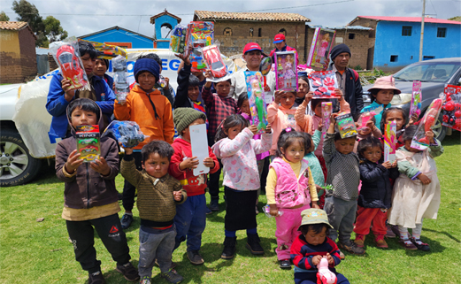 "Feliz Navidad" que en los hogares reine la paz y el amor.