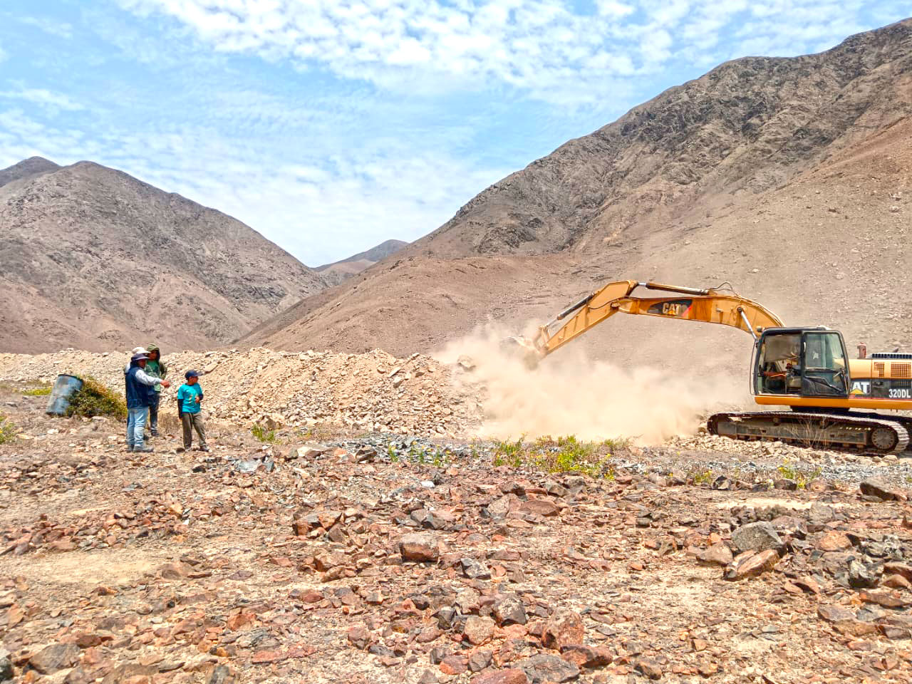 Construcción de dique en la quebrada Virgen de Guadalupe
