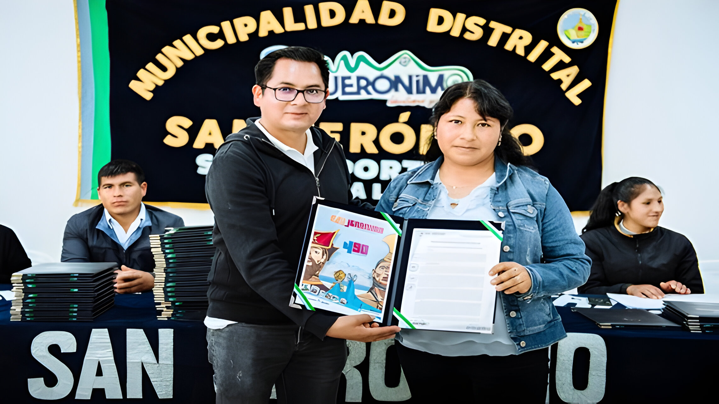 ENTREGA RECONOCIMIENTO A LOS RESPONSABLES DE PROMSA Y PADRON NOMINAL DE LOS ESTABLECIMIENTOS DE SALUD.
