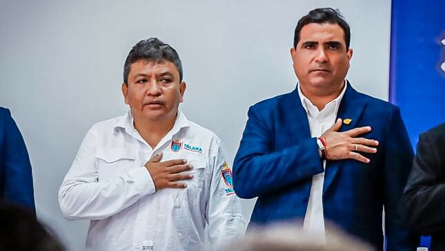 Alcalde Sigifredo Zárate y gobernador Luis Neyra.