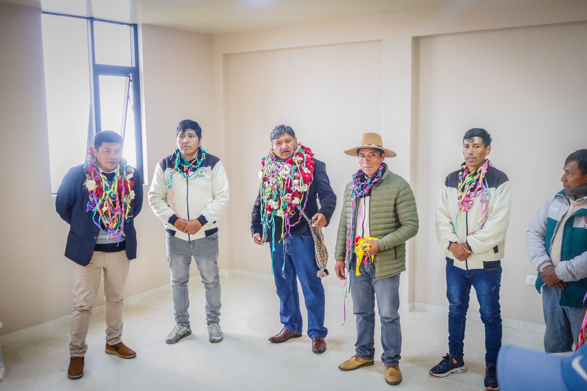 Municipalidad de Carabaya inauguró y entregó edificación a favor de las Rondas Campesinas de Ayapata.