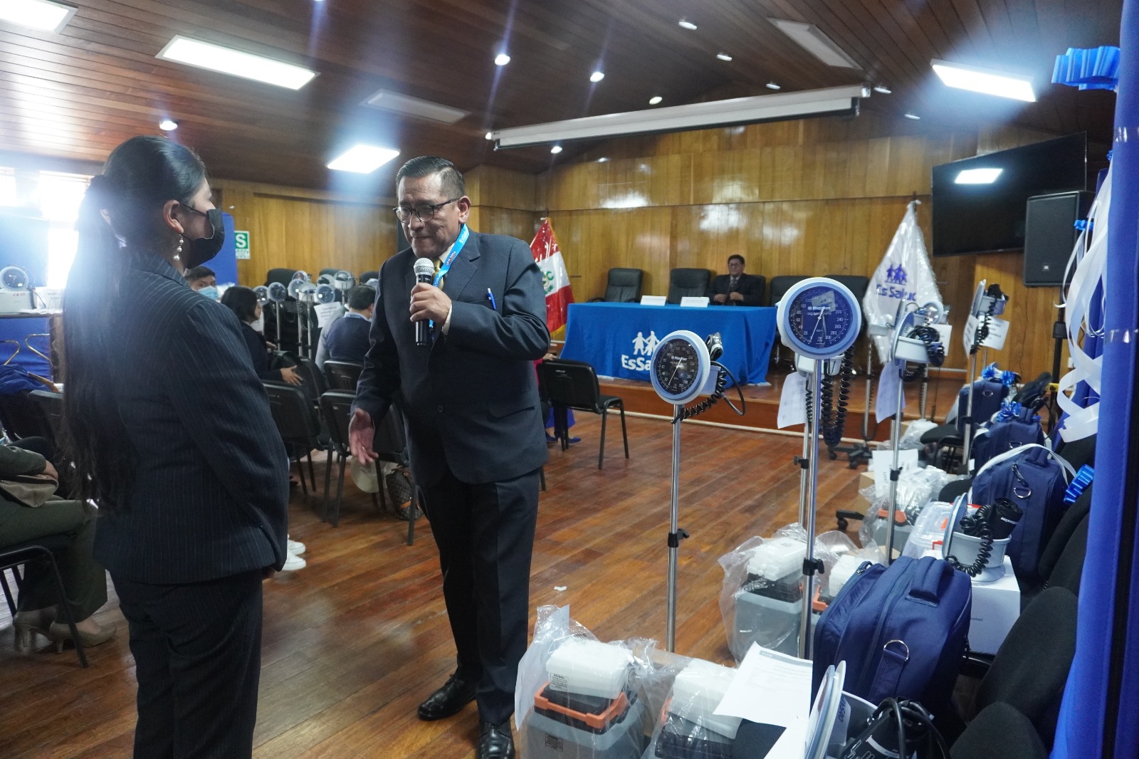 EsSalud distribuye equipos médicos a todos los centros asistenciales de la Red Puno